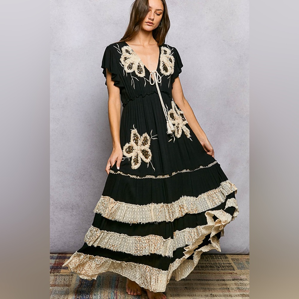 ✨RE-STOCK✨Ruffle Trim V-Neck Embroidery Sequins Tassel Long Dress|Black